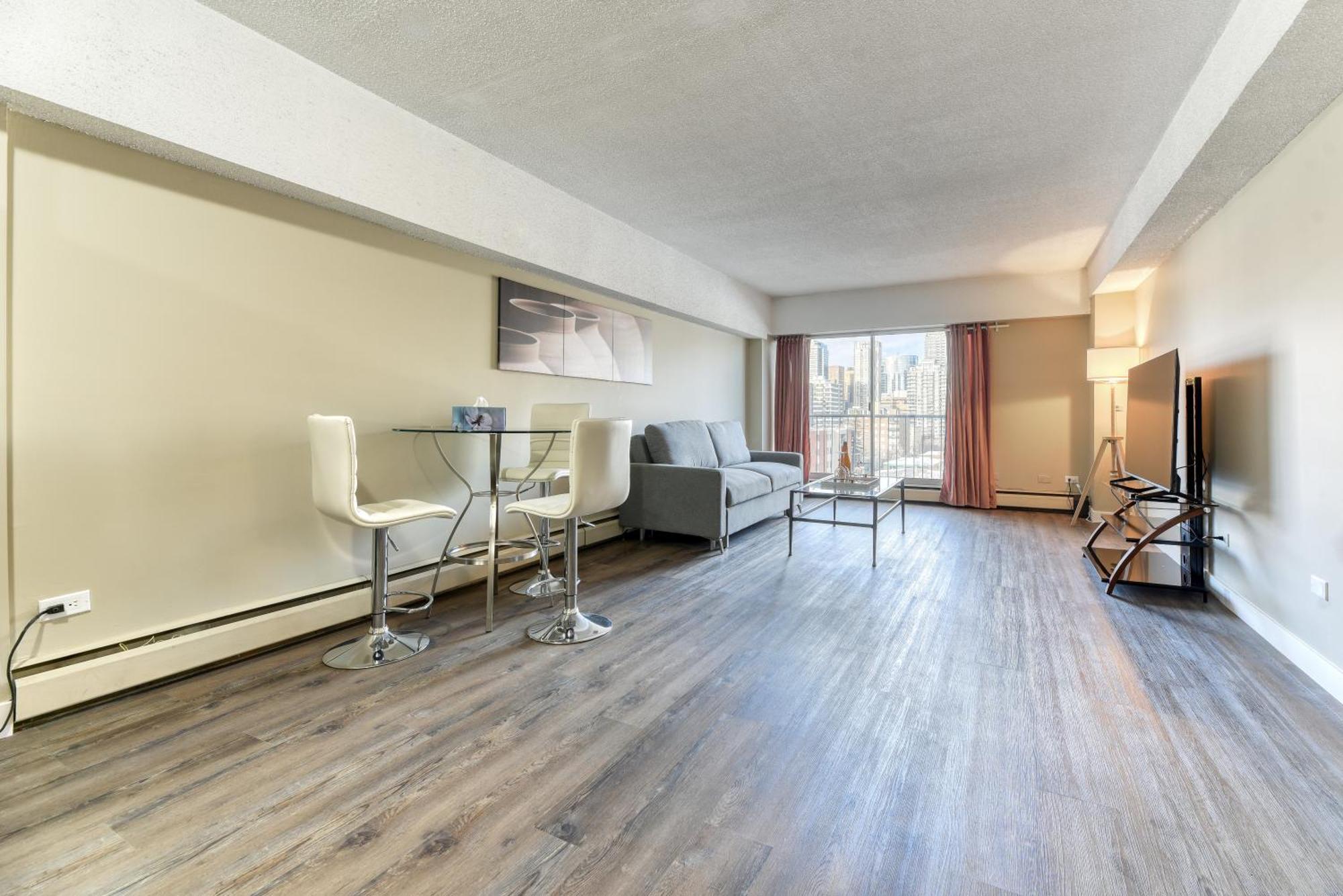 A Spacious Downtown 1-Bed Suite YYC Esterno foto